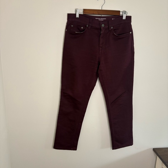 Banana Republic Traveler Men's Deep Burgundy Slim Jeans 30 X 30 like new! - Picture 3 of 9